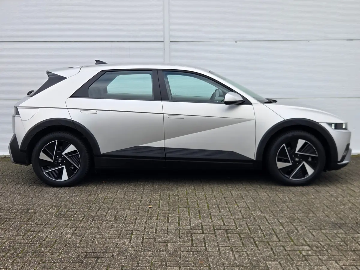 Connect Limited 84 kWh / Apple Carplay/Android Auto / Cruise control adaptief / Keyless start/entry