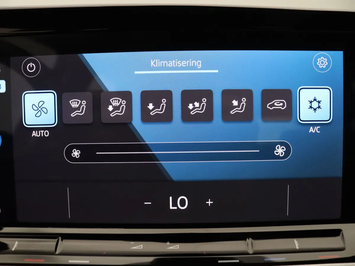110pk TSI Life Apple Carplay/Android Auto | Climate