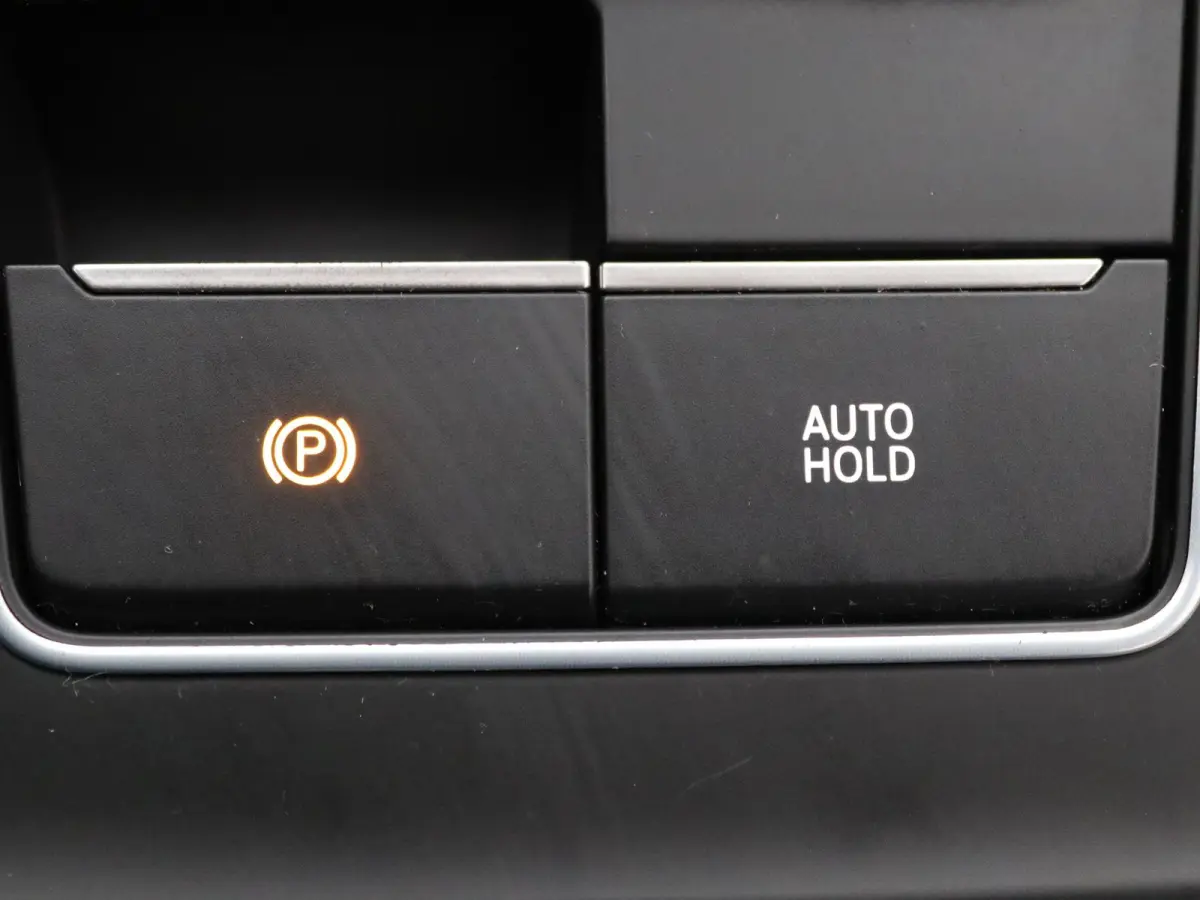 110pk TSI Life Apple Carplay/Android Auto | Climate