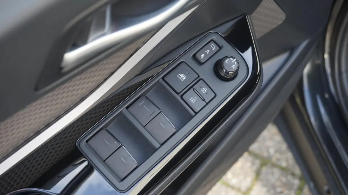 2.0 Hybrid 184PK Automaat | Rijklaarprijs | LED | Camera | Adapt. Cruise Control | PDC V+A