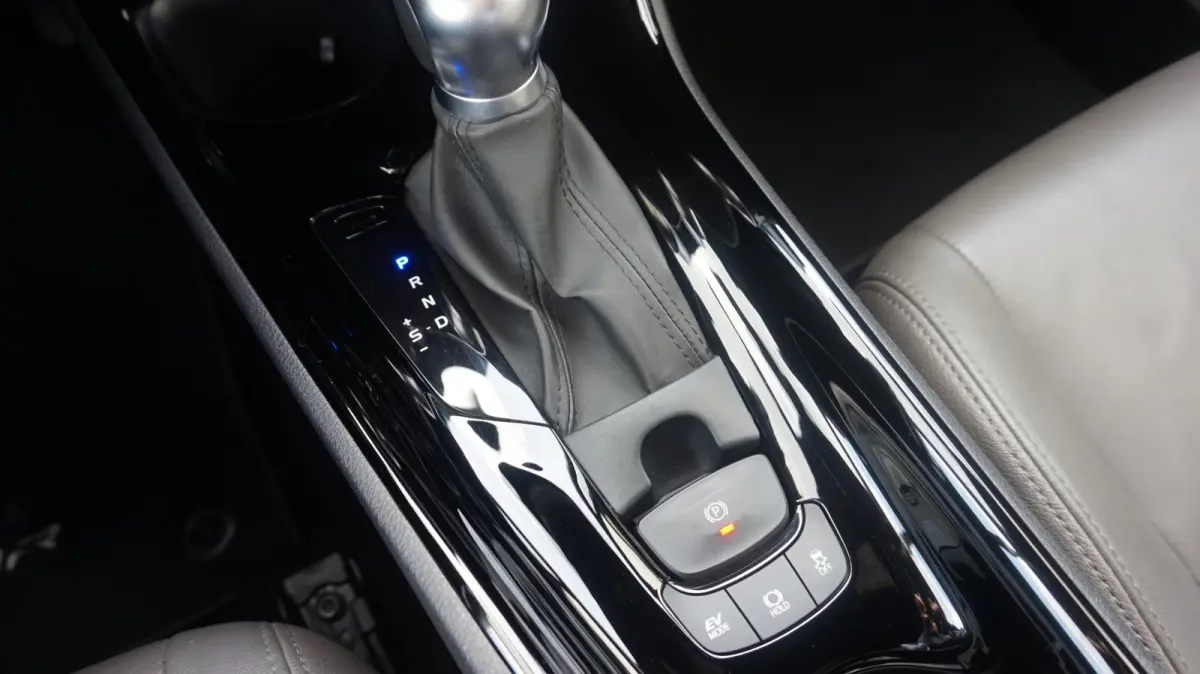 2.0 Hybrid 184PK Automaat | Rijklaarprijs | LED | Camera | Adapt. Cruise Control | PDC V+A