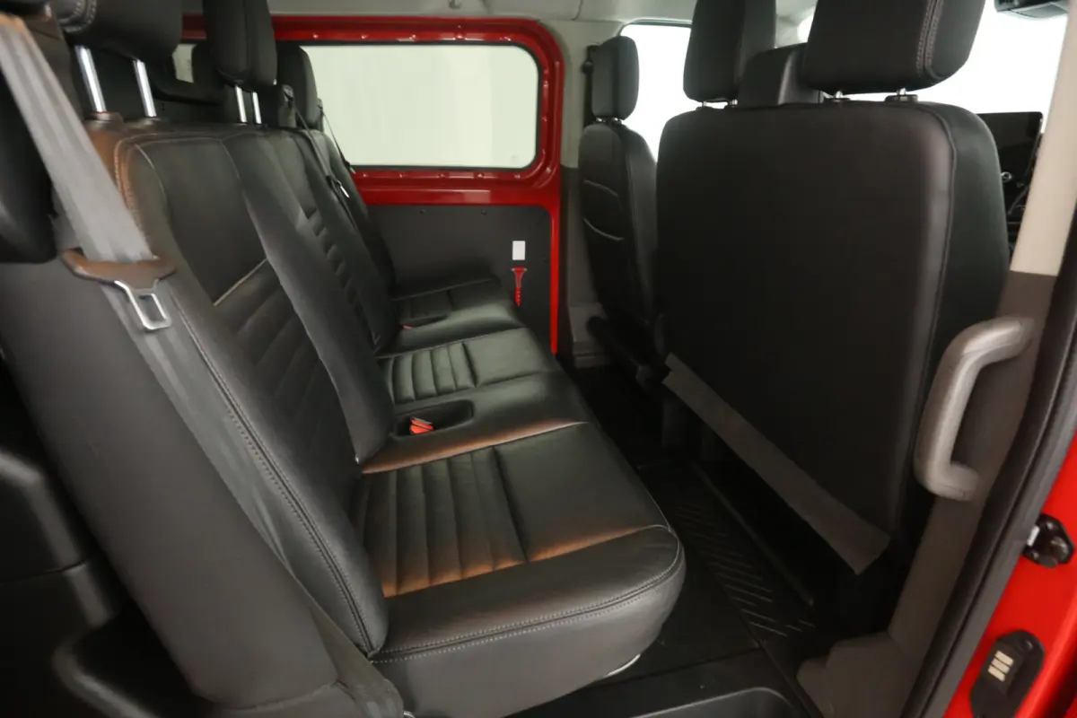 2.0 TDCI L2H1 TRAIL | DC | 6 Zits | Airco | Camera | Cruise | Carplay | Leder | Parkeersens.
