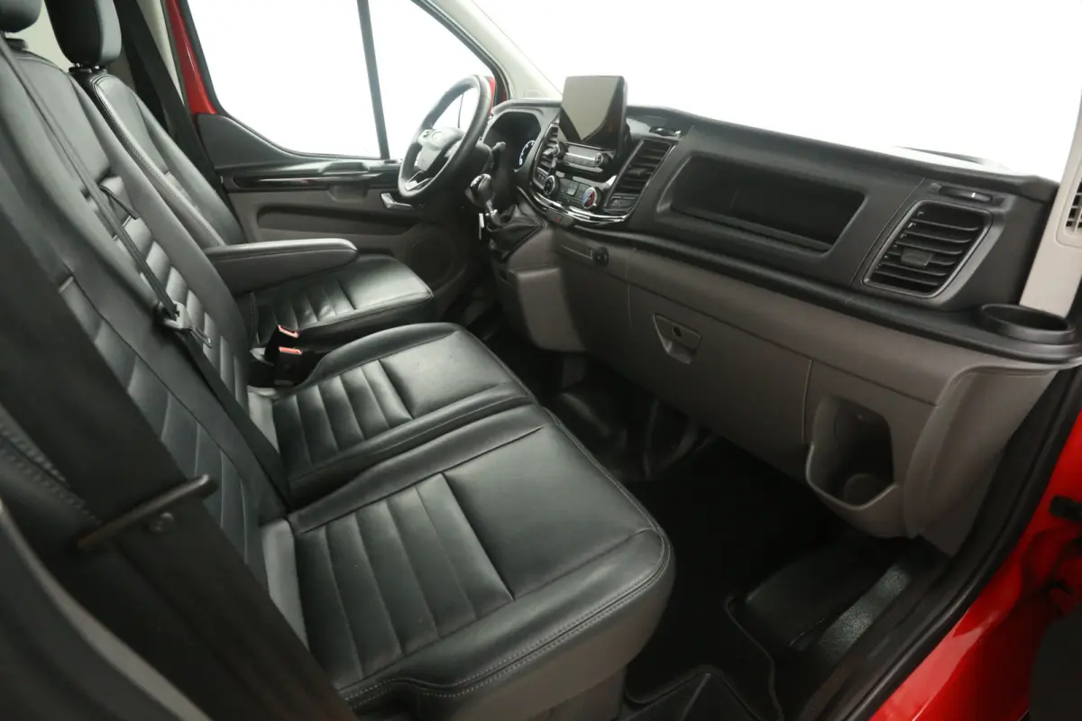 2.0 TDCI L2H1 TRAIL | DC | 6 Zits | Airco | Camera | Cruise | Carplay | Leder | Parkeersens.