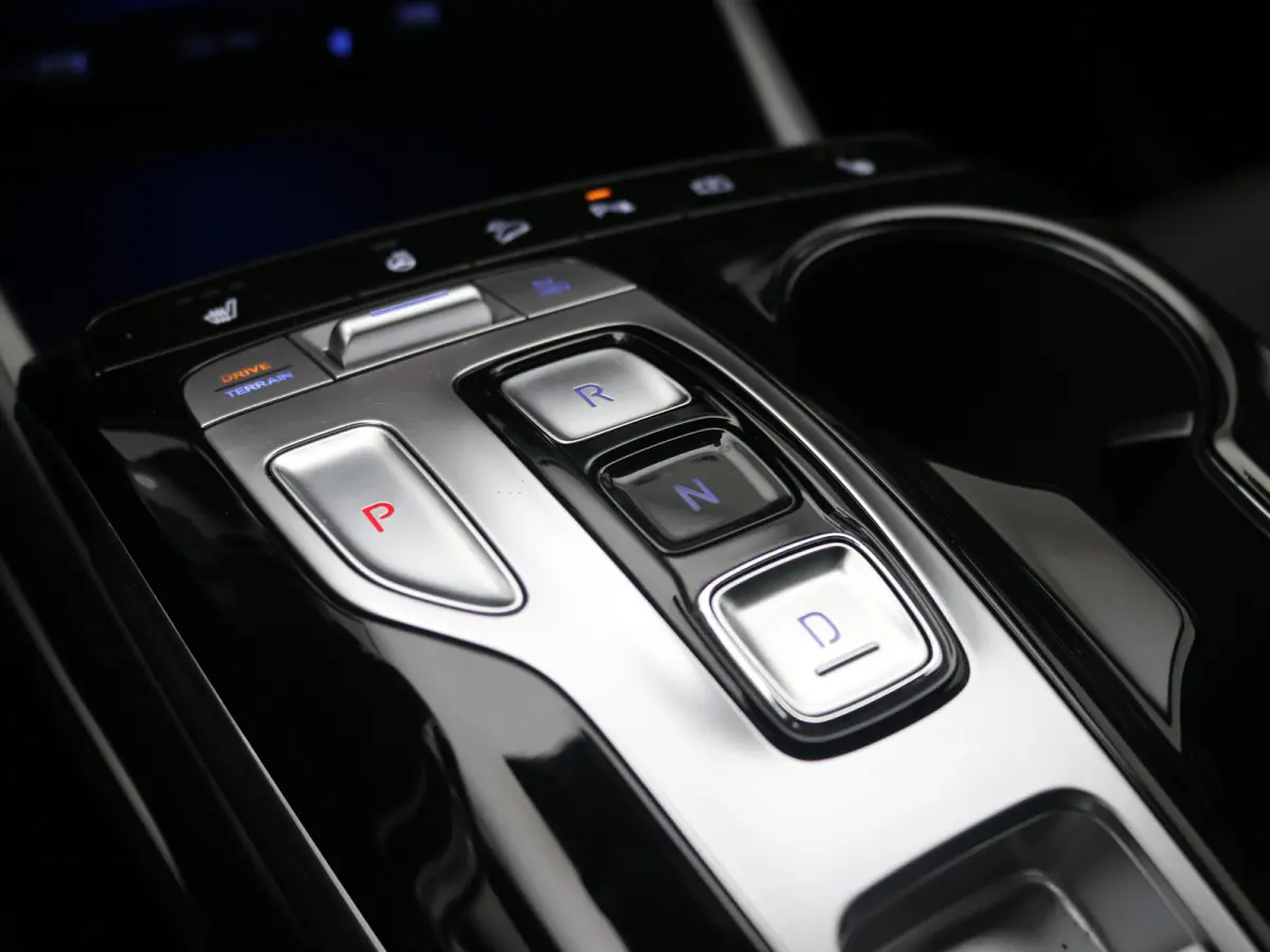 1.6 T-GDI PHEV Comfort Smart 4WD | Achteruitrijcamera | Airco (automatisch) | Apple Carplay/Android Auto|telefoonintegratie premium