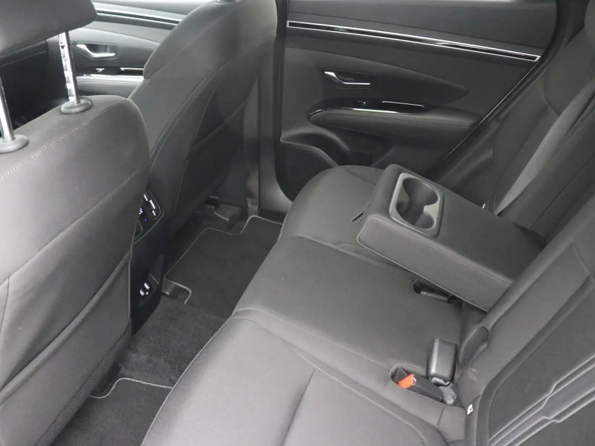 1.6 T-GDI PHEV Comfort Smart 4WD | Achteruitrijcamera | Airco (automatisch) | Apple Carplay/Android Auto|telefoonintegratie premium