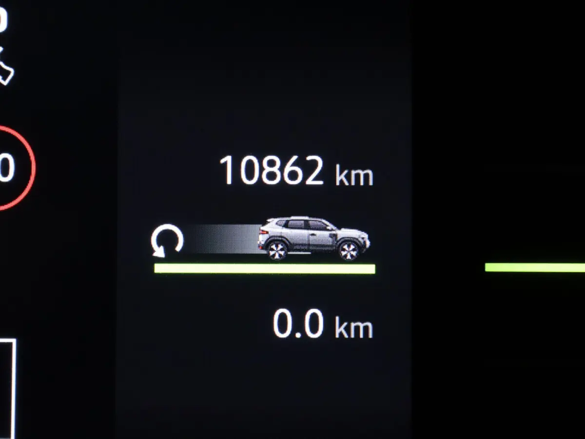 140pk Hybrid Journey Apple Carplay/Android Auto | Climate
