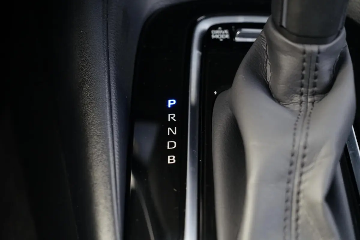 1.8 Hybrid Business, NL, aut. CarPlay, cam. LED