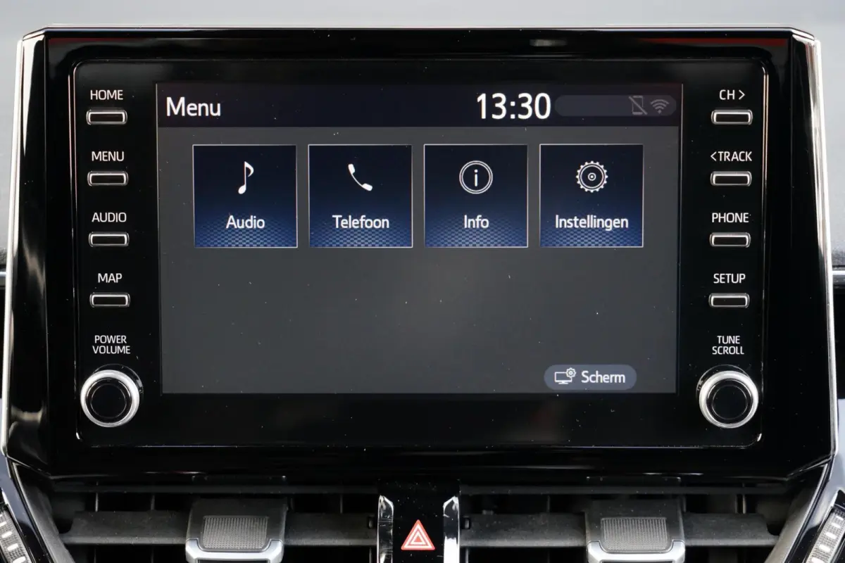 1.8 Hybrid Business, NL, aut. CarPlay, cam. LED