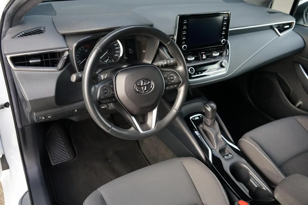1.8 Hybrid Business, NL, aut. CarPlay, cam. LED