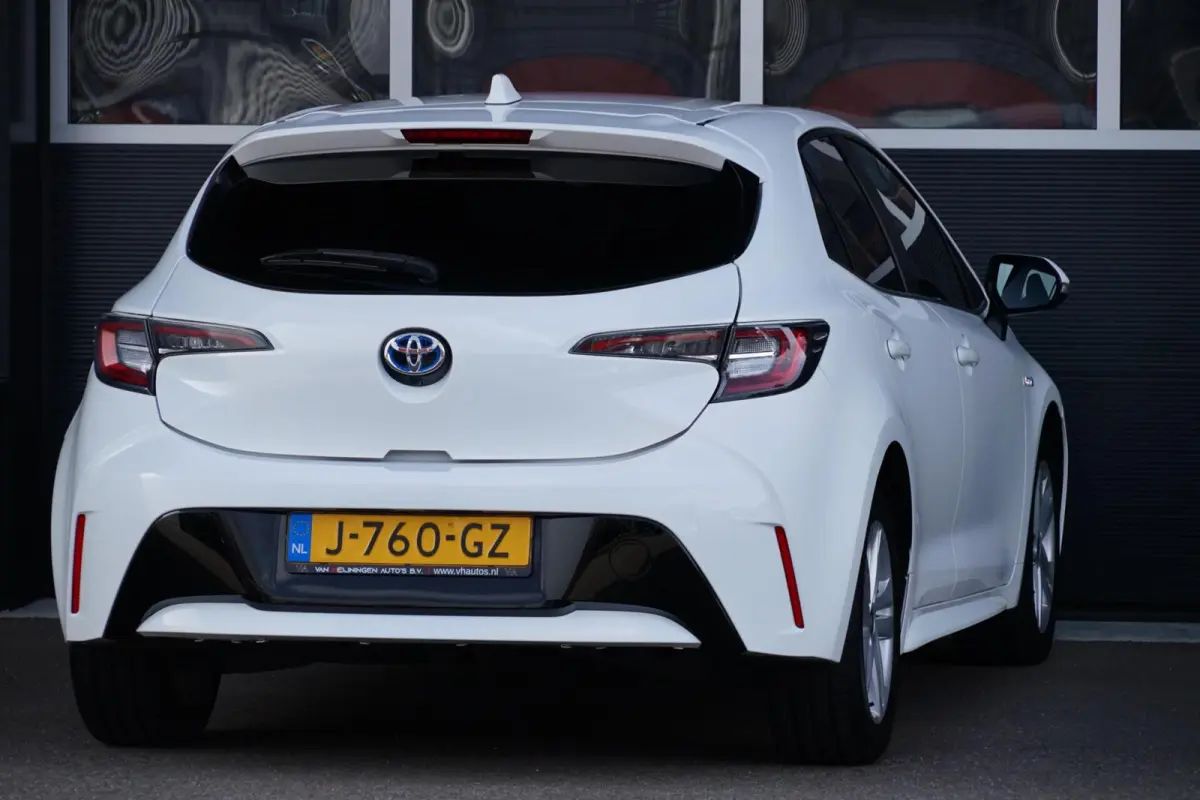 1.8 Hybrid Business, NL, aut. CarPlay, cam. LED