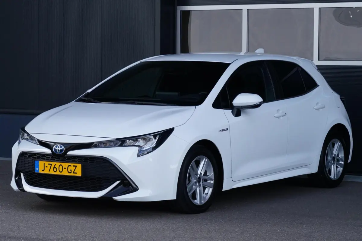 1.8 Hybrid Business, NL, aut. CarPlay, cam. LED