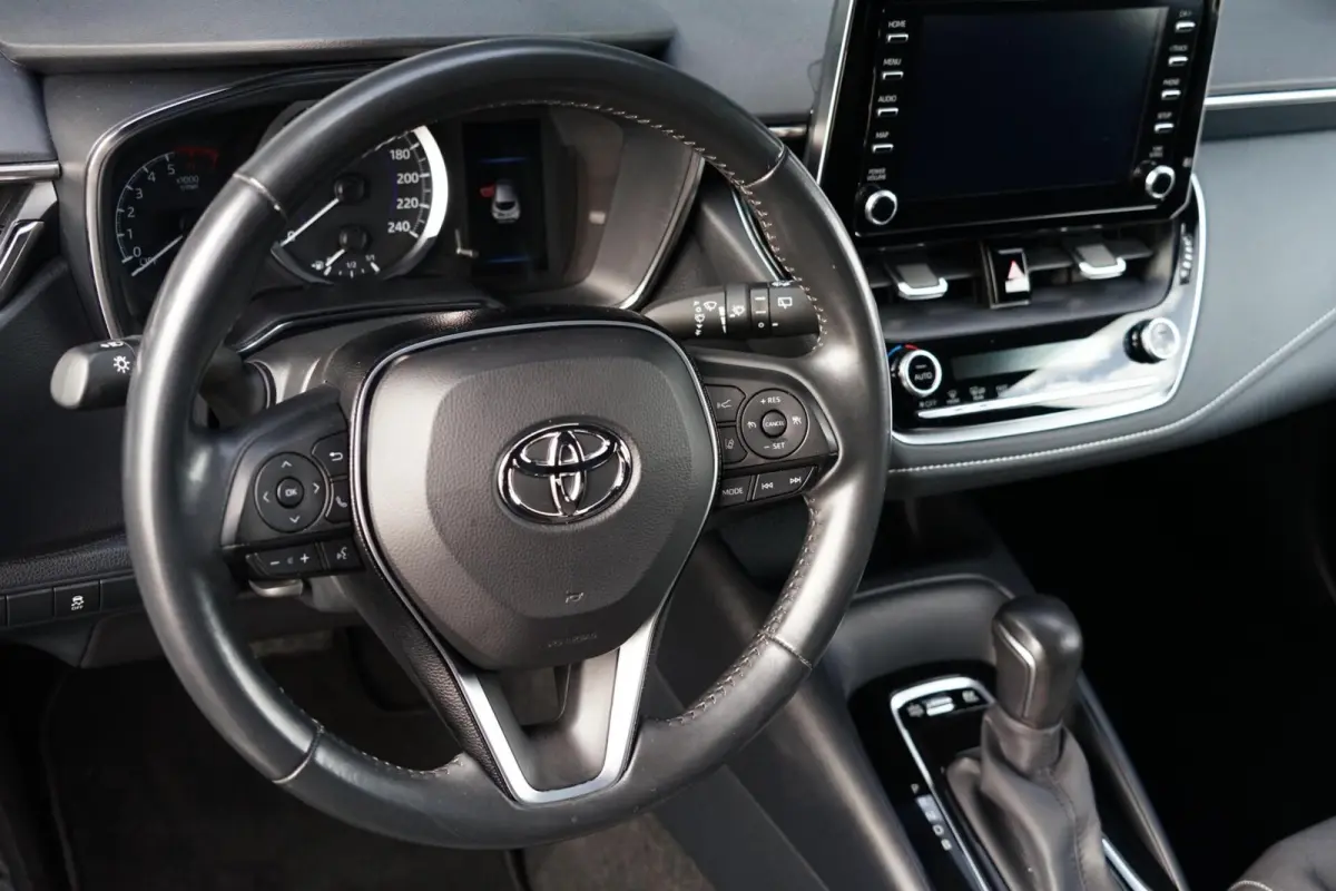 1.8 Hybrid Business, NL, aut. CarPlay, cam. LED