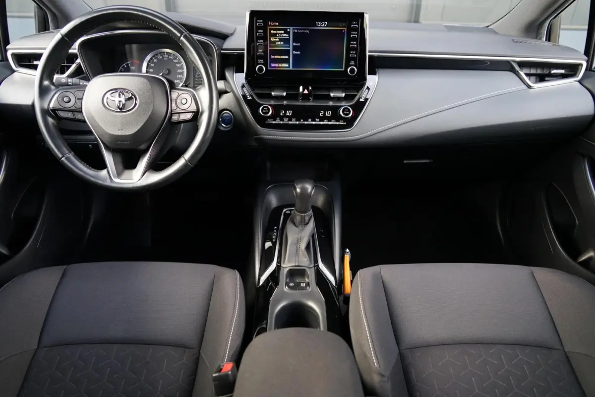 1.8 Hybrid Business, NL, aut. CarPlay, cam. LED