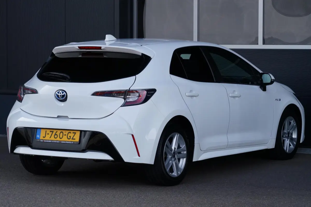 1.8 Hybrid Business, NL, aut. CarPlay, cam. LED