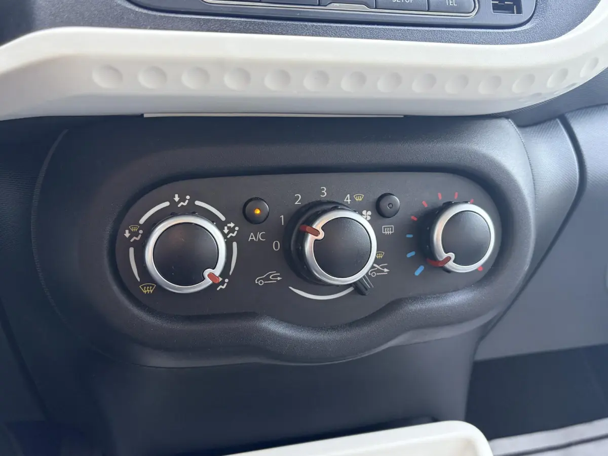 1.0 SCe Collection | Airco | Cruise control | Elektrische ramen | Recent onderhouden | Leuke auto!!!