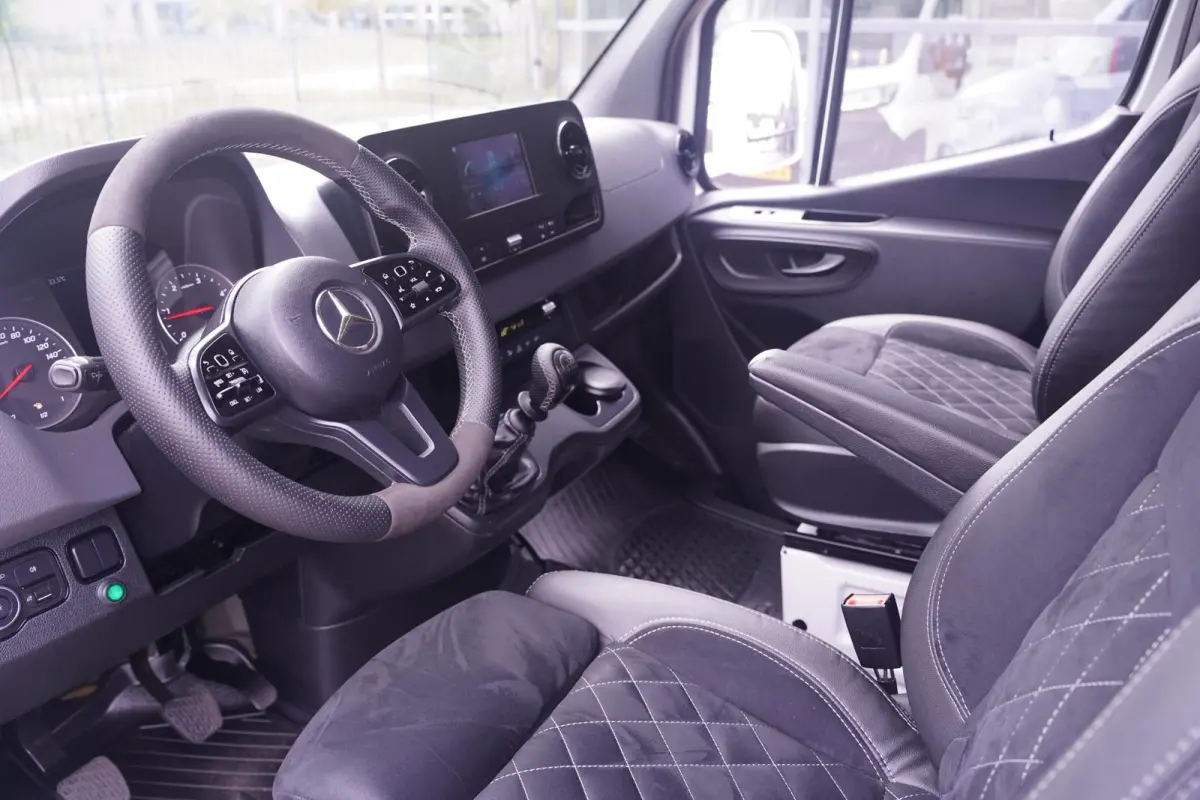 319 CDI 3.0 V6 190 pk Autotransporter Marge Auto Airco, Cruise Control, LED Koplampen, Trekhaak, 2-Zits