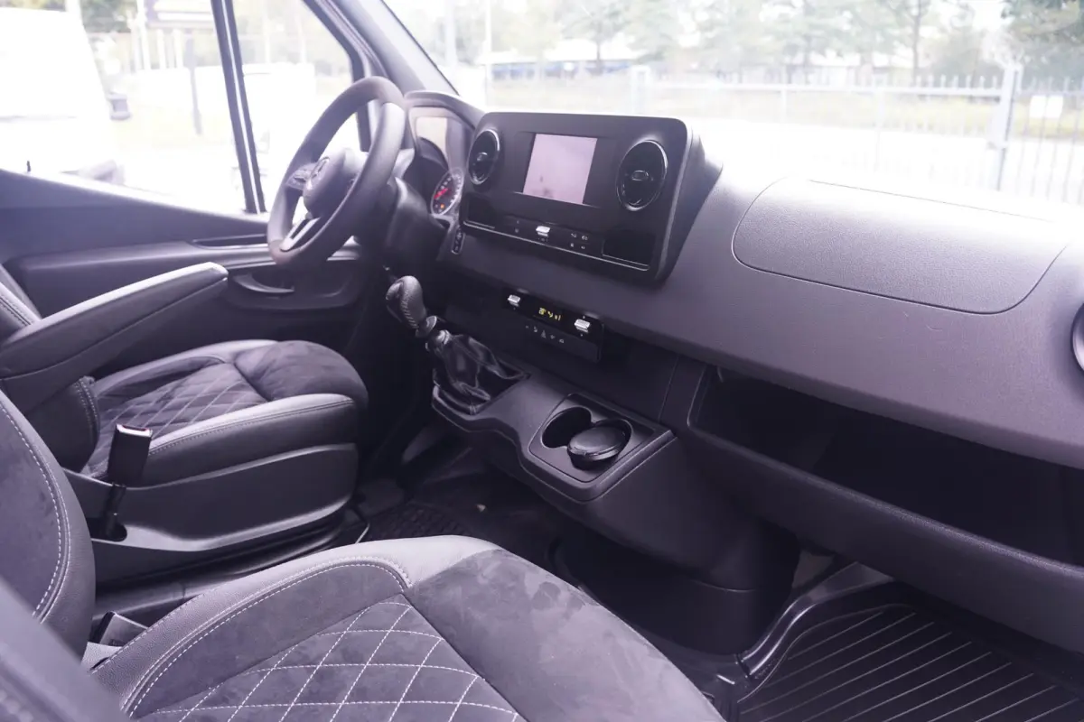 319 CDI 3.0 V6 190 pk Autotransporter Marge Auto Airco, Cruise Control, LED Koplampen, Trekhaak, 2-Zits
