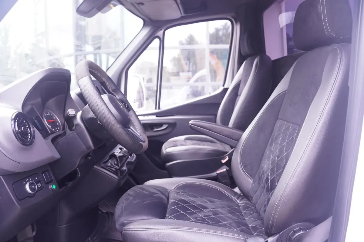 319 CDI 3.0 V6 190 pk Autotransporter Marge Auto Airco, Cruise Control, LED Koplampen, Trekhaak, 2-Zits