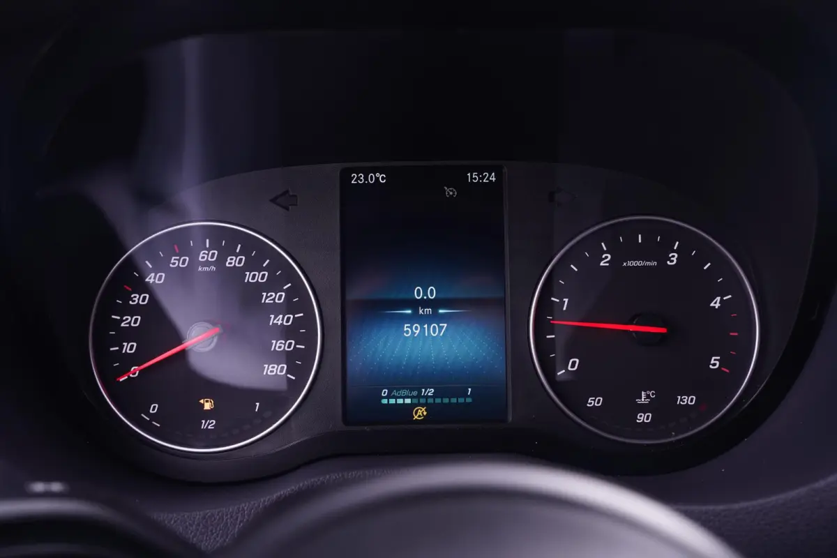 319 CDI 3.0 V6 190 pk Autotransporter Marge Auto Airco, Cruise Control, LED Koplampen, Trekhaak, 2-Zits