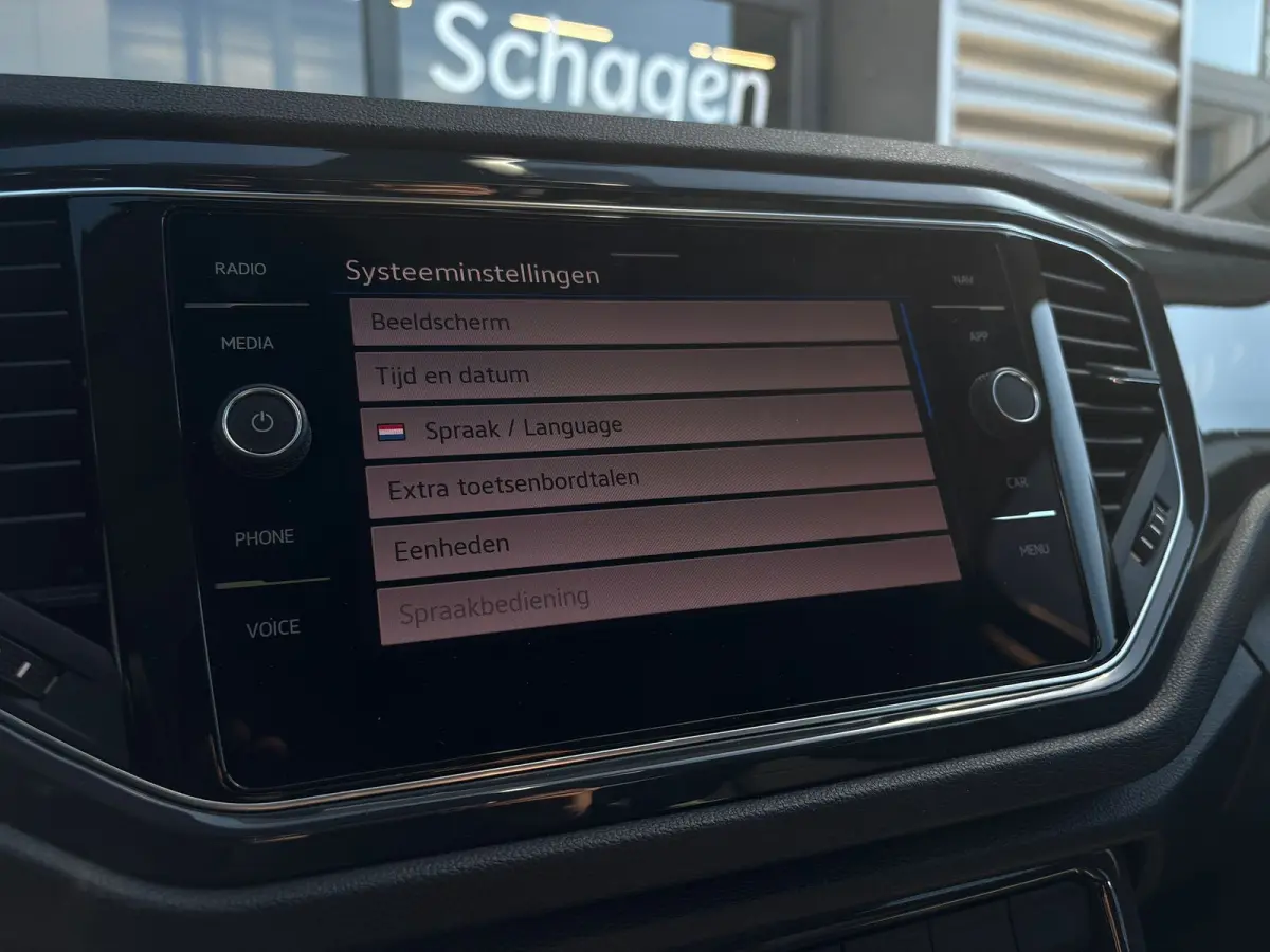 1.5 TSI 150 pk Sport | Trekhaak | Climatronic | Navigatie | Led verlichting |