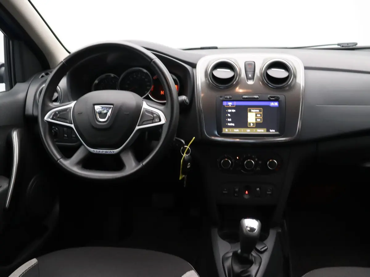 0.9 TCe Laureate | Trekhaak | Cruise Control | Navigatie | Airco |