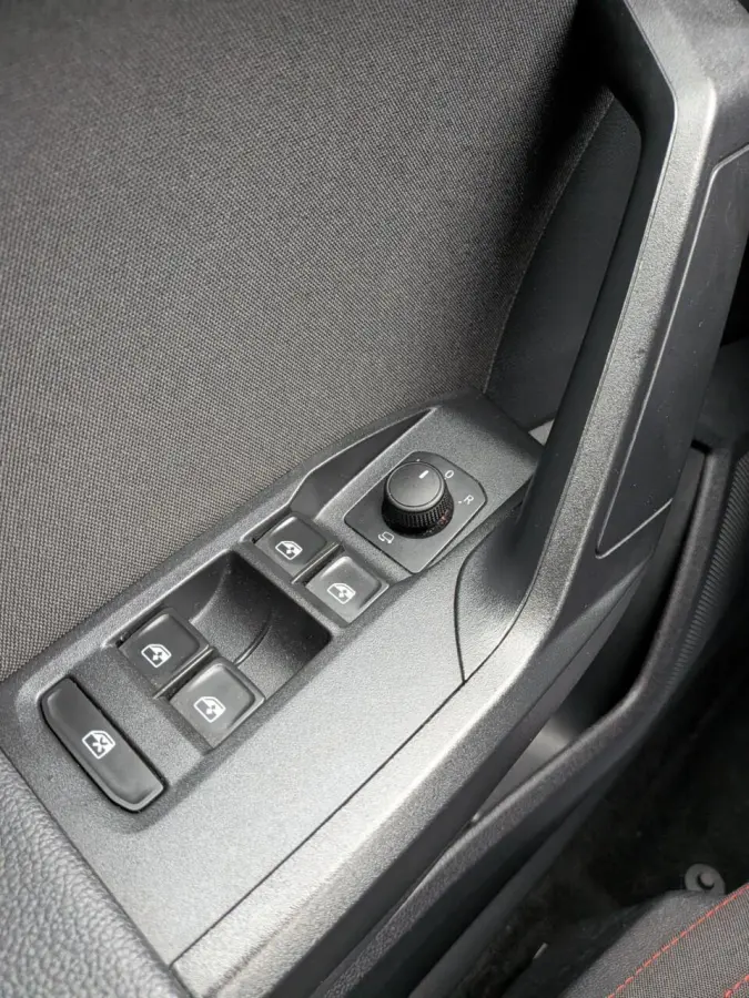 1.0 TSI FR Business Intense Plus