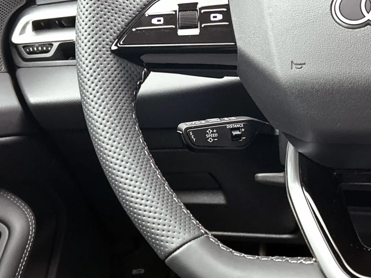 Avant 2.0 quattro S edition Trekhaak | Elektr. vestelbare bestuurdersstoel met geheugen | Matrix LED-Koplampen | Stoelverwarming | Privacy Glas | Standkachel | Navigatie