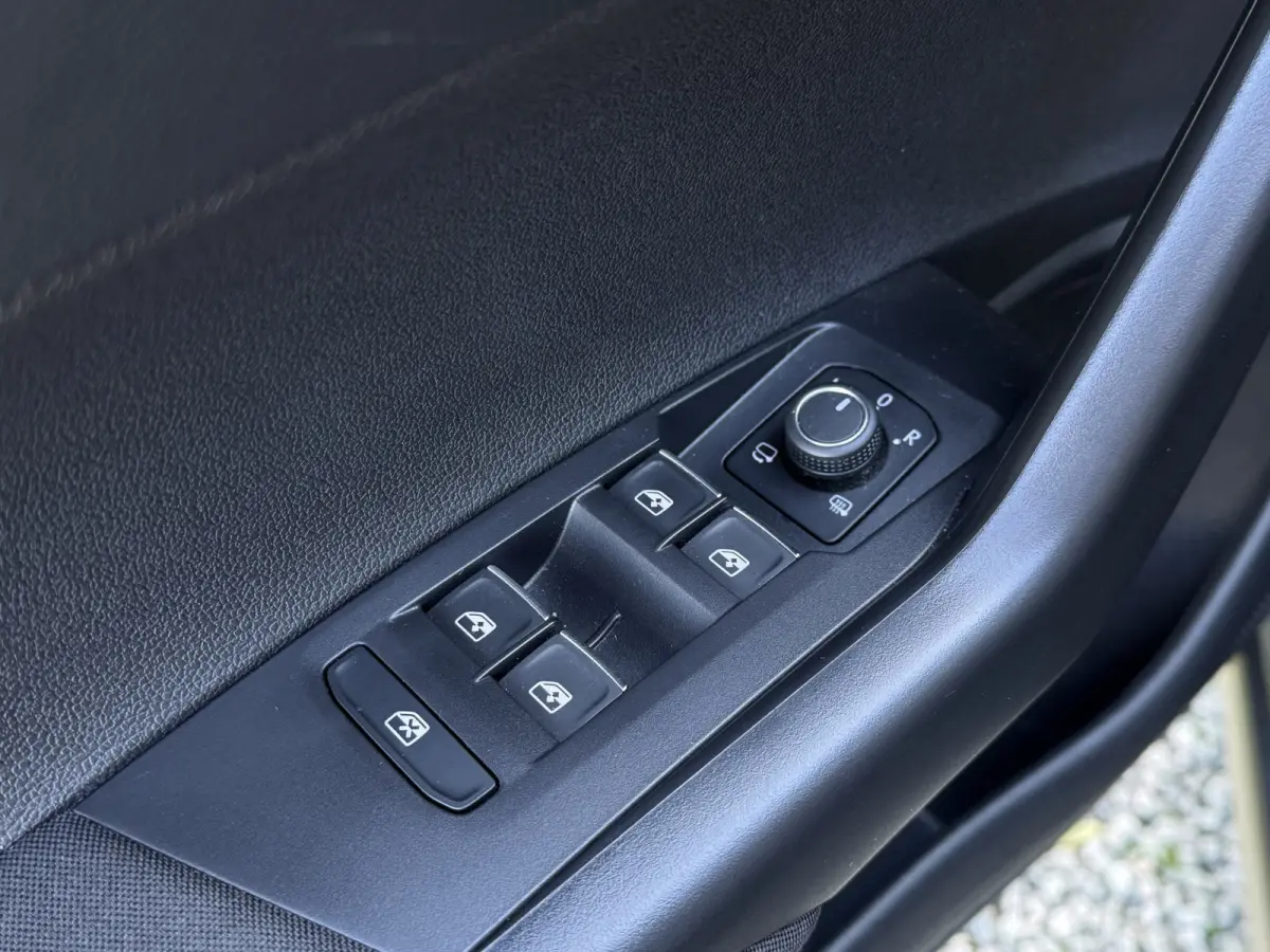 1.0 TSI 110PK STYLE BUSINESS CARPLAY/IQ-LIGHT/PANORAMADAK