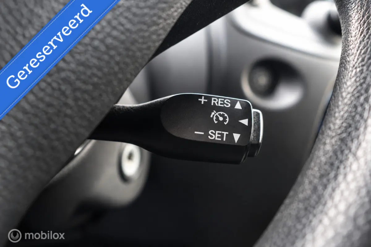 1.0 VVT-i x-now | Start&Stop | ESP | AC | Cruise