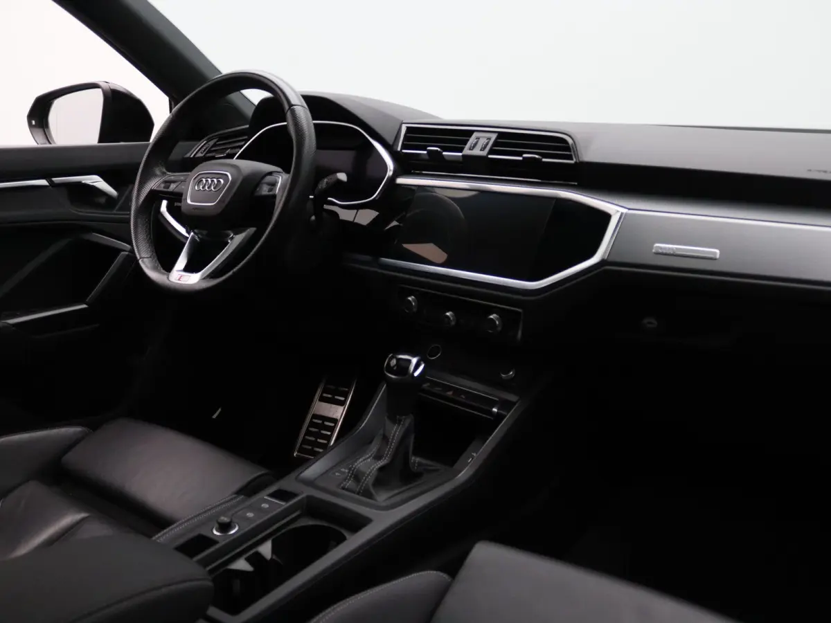 245pk TFSI e S Edition Apple Carplay/Android Auto | Climate