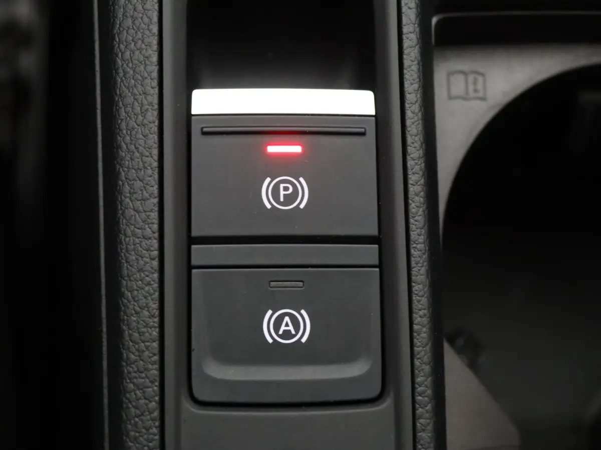 245pk TFSI e S Edition Apple Carplay/Android Auto | Climate