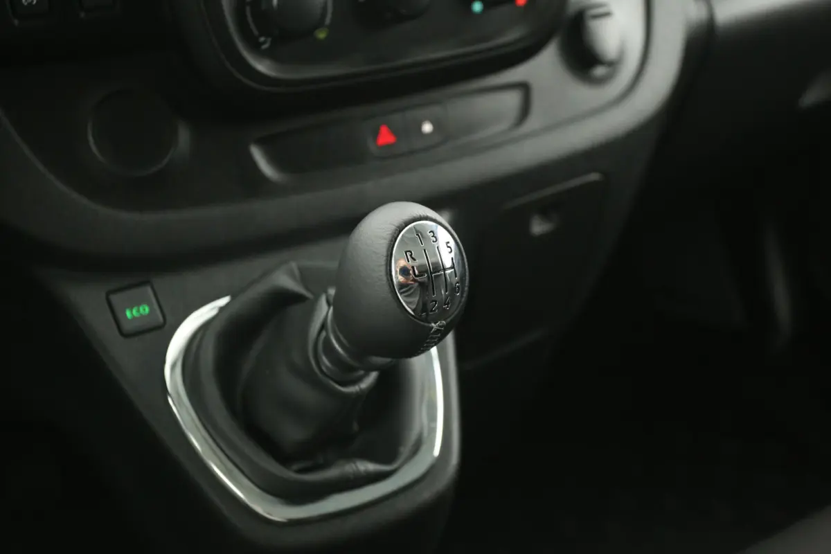 1.6 dCi T27 L1H1 | Airco | Cruise | 3 Zits | Trekhaak | Parkeersensoren