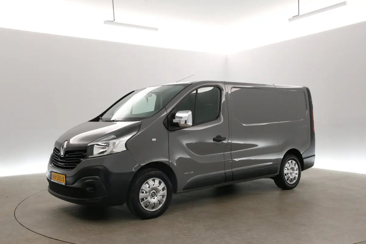 1.6 dCi T27 L1H1 | Airco | Cruise | 3 Zits | Trekhaak | Parkeersensoren