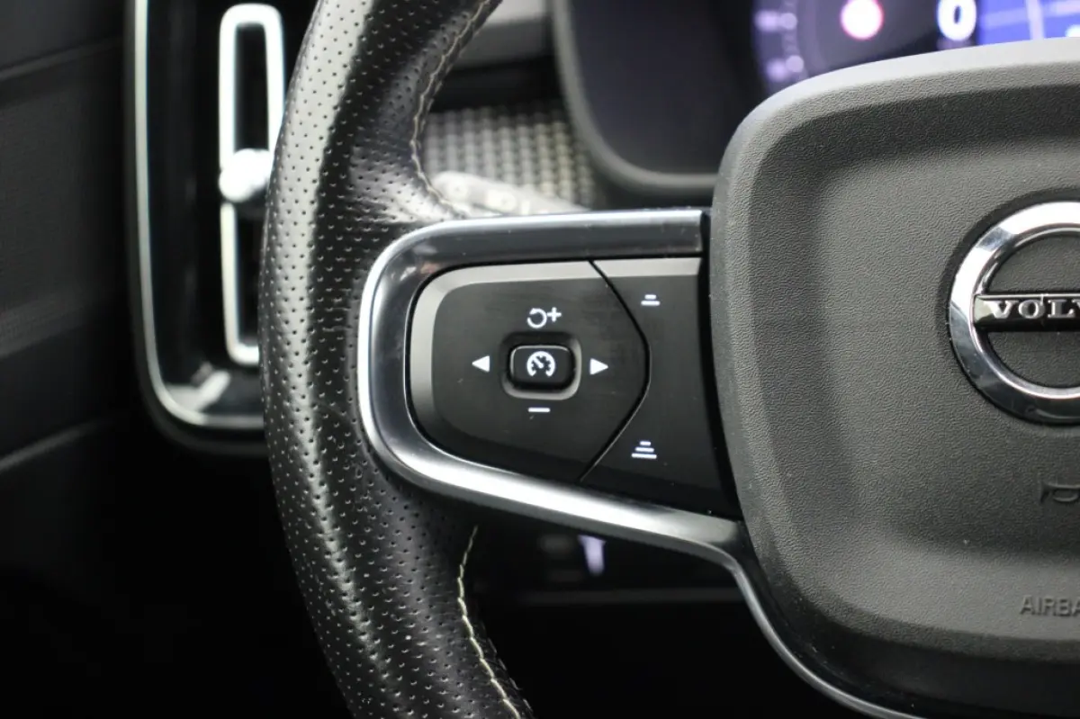 P8 AWD R-Design - Carplay, Camera, Stoelverw. Afn. Trekhaak, SOH 91,72%