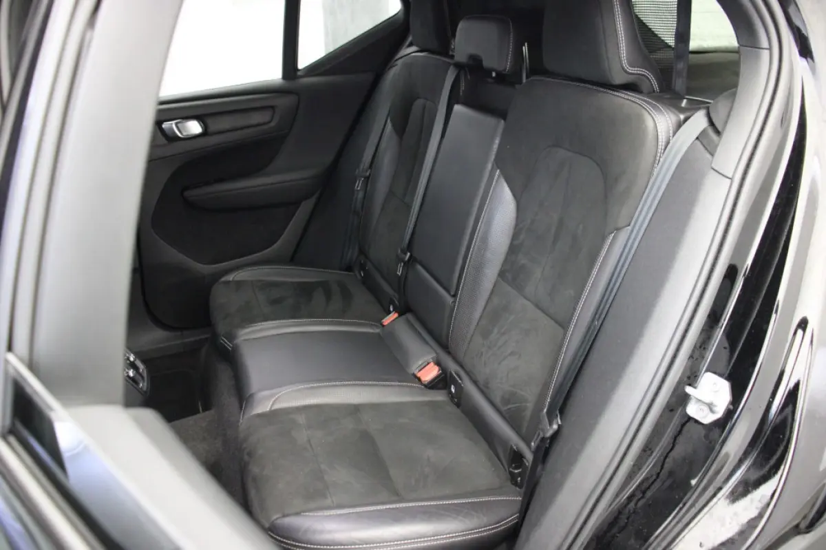 P8 AWD R-Design - Carplay, Camera, Stoelverw. Afn. Trekhaak, SOH 91,72%
