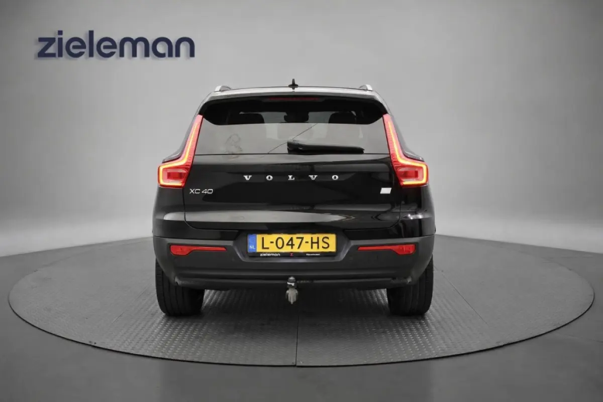 P8 AWD R-Design - Carplay, Camera, Stoelverw. Afn. Trekhaak, SOH 91,72%