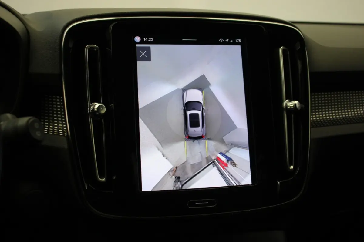 P8 AWD R-Design - Carplay, Camera, Stoelverw. Afn. Trekhaak, SOH 91,72%