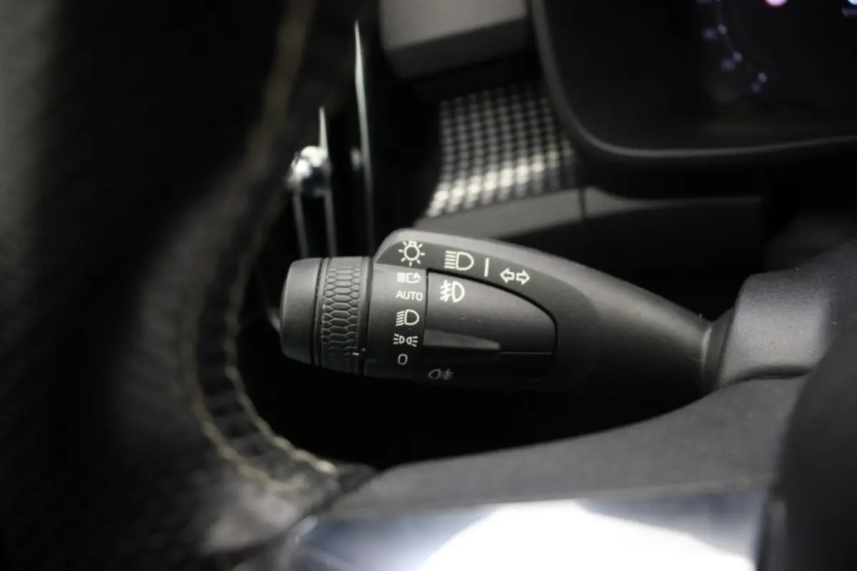 P8 AWD R-Design - Carplay, Camera, Stoelverw. Afn. Trekhaak, SOH 91,72%