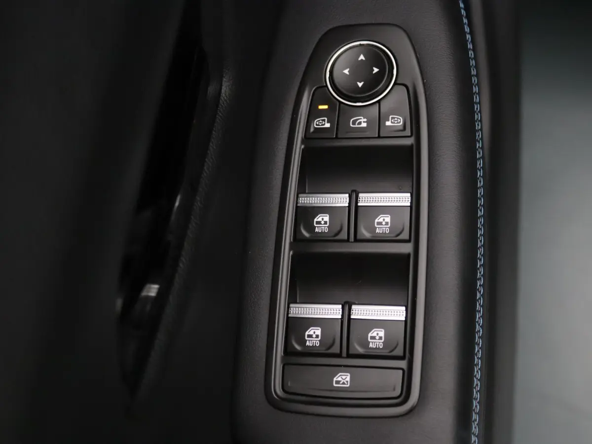 EV87 long range esprit Alpine Apple Carplay/Android Auto | Climate