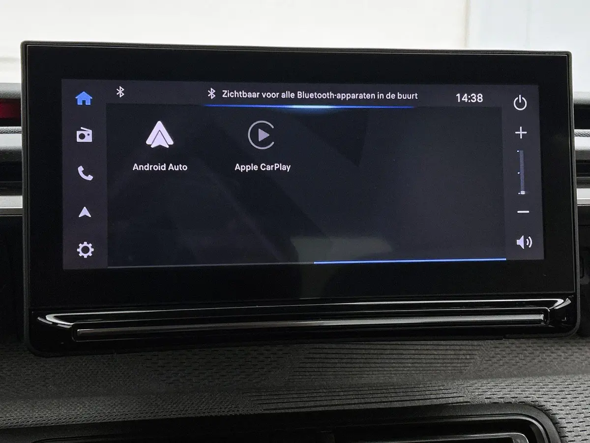 Max Hybrid 110pk Automaat | Navigatie | Achteruitrijcamera | Climate Control | Cruise Control | Parkeersensoren | Bluetooth | Draadloze Apple Carplay / Android Auto | Comfortstoelen | Elektr