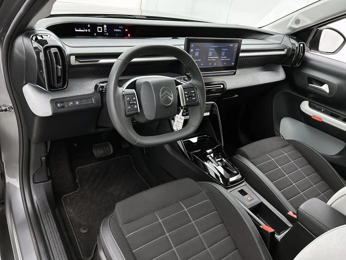 Max Hybrid 110pk Automaat | Navigatie | Achteruitrijcamera | Climate Control | Cruise Control | Parkeersensoren | Bluetooth | Draadloze Apple Carplay / Android Auto | Comfortstoelen | Elektr