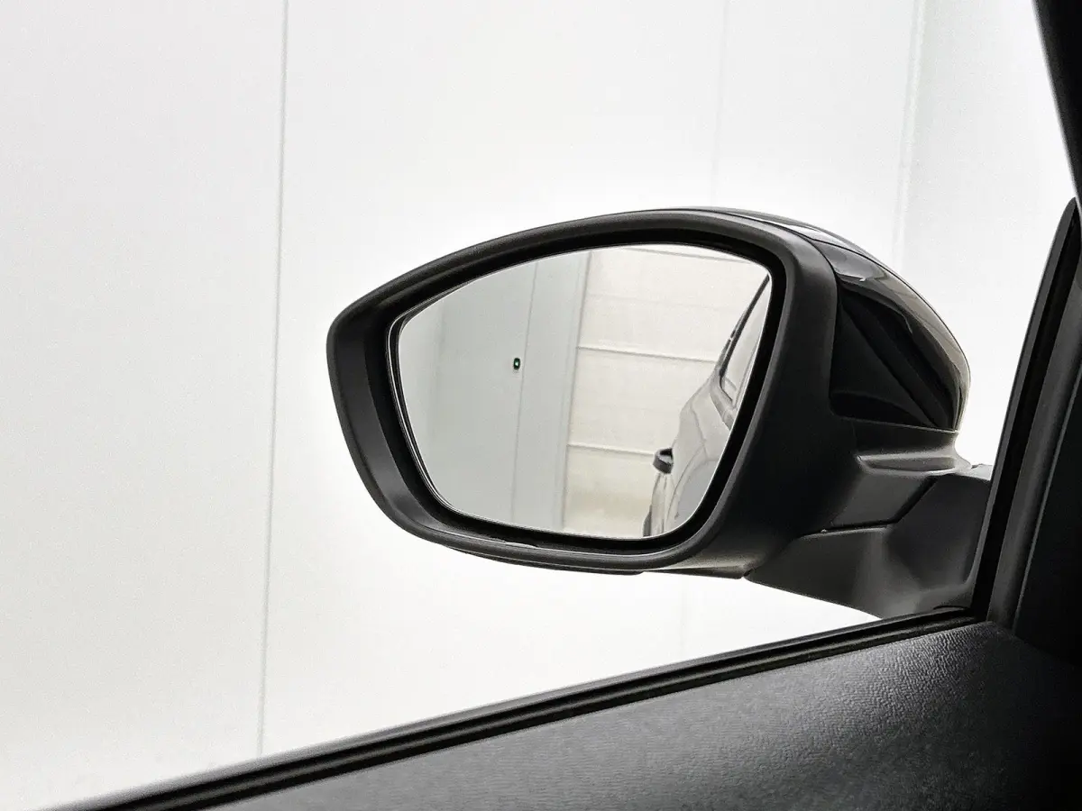 Max Hybrid 110pk Automaat | Navigatie | Achteruitrijcamera | Climate Control | Cruise Control | Parkeersensoren | Bluetooth | Draadloze Apple Carplay / Android Auto | Comfortstoelen | Elektr