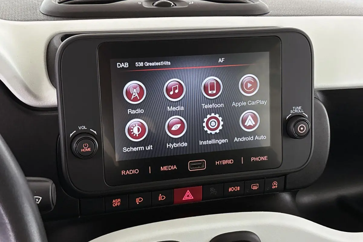 1.0 Hybrid Pandina Airco Apple CarPlay Cruise Control