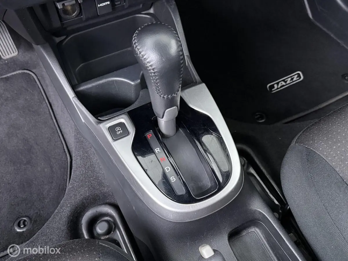 1.3 i-VTEC Elegance Automaat