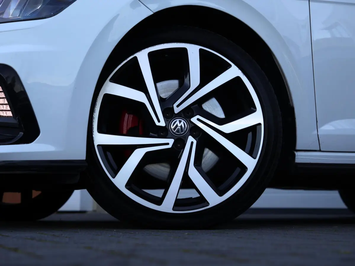 2.0 TSI 200PK GTI | 18inch | Stoelverwarming | Apple Carplay
