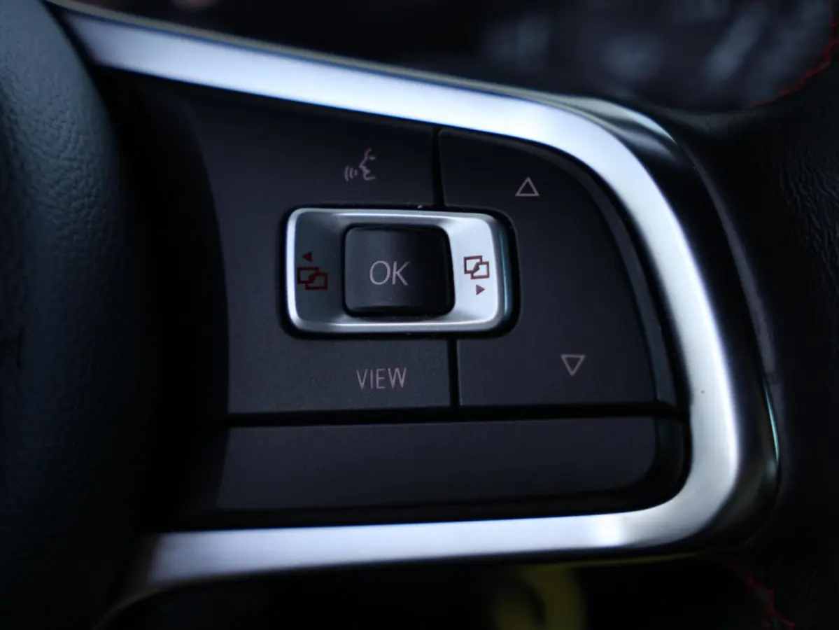 2.0 TSI 200PK GTI | 18inch | Stoelverwarming | Apple Carplay