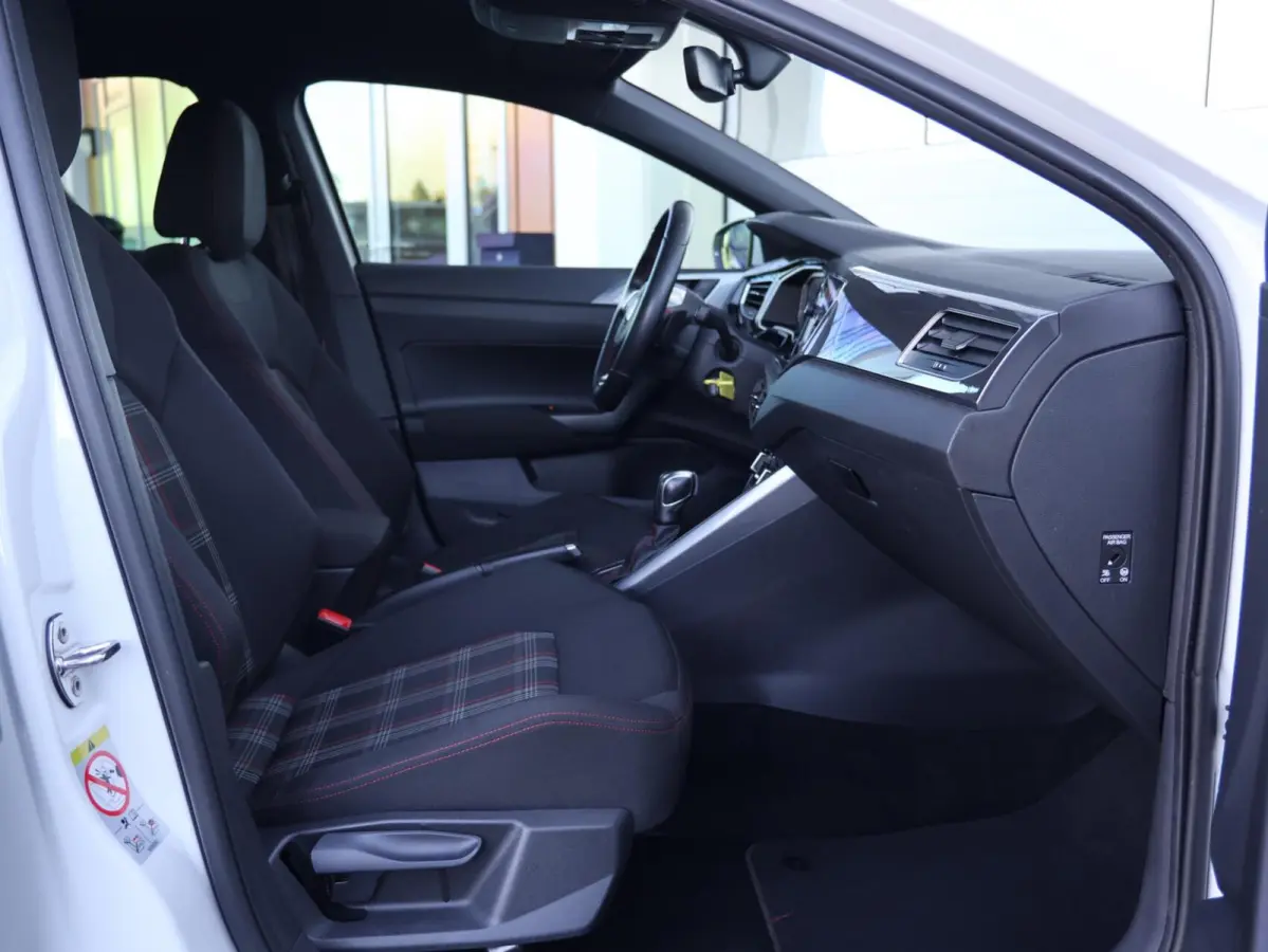 2.0 TSI 200PK GTI | 18inch | Stoelverwarming | Apple Carplay