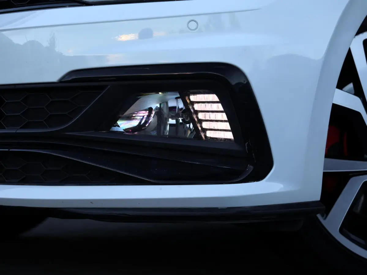2.0 TSI 200PK GTI | 18inch | Stoelverwarming | Apple Carplay