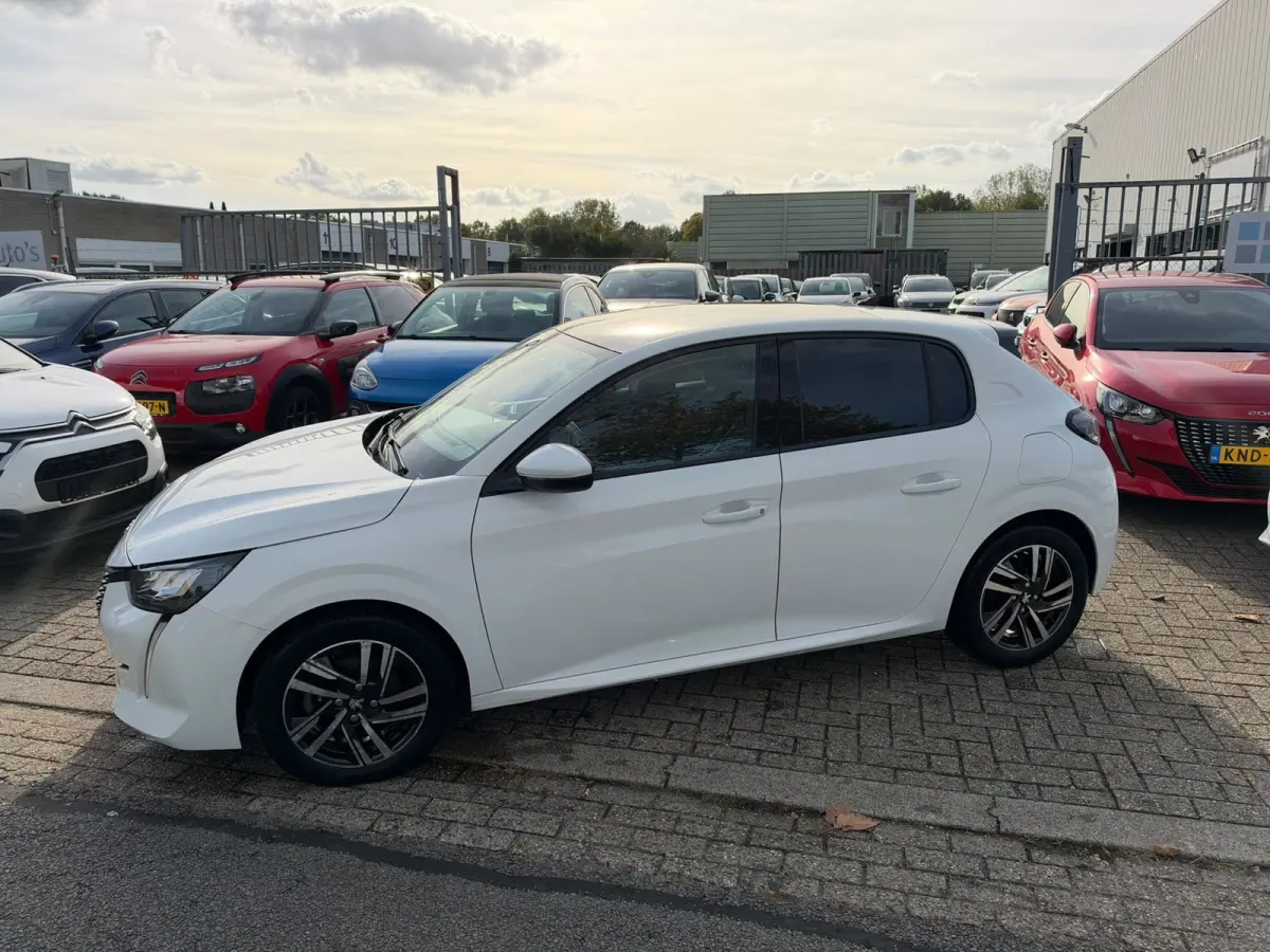 1.2 PureTech Allure,Panodak, Navi, Camera, Keyless, Stoel verwarming, 1ste eigenaar, INC BTW, Nieuwstaat