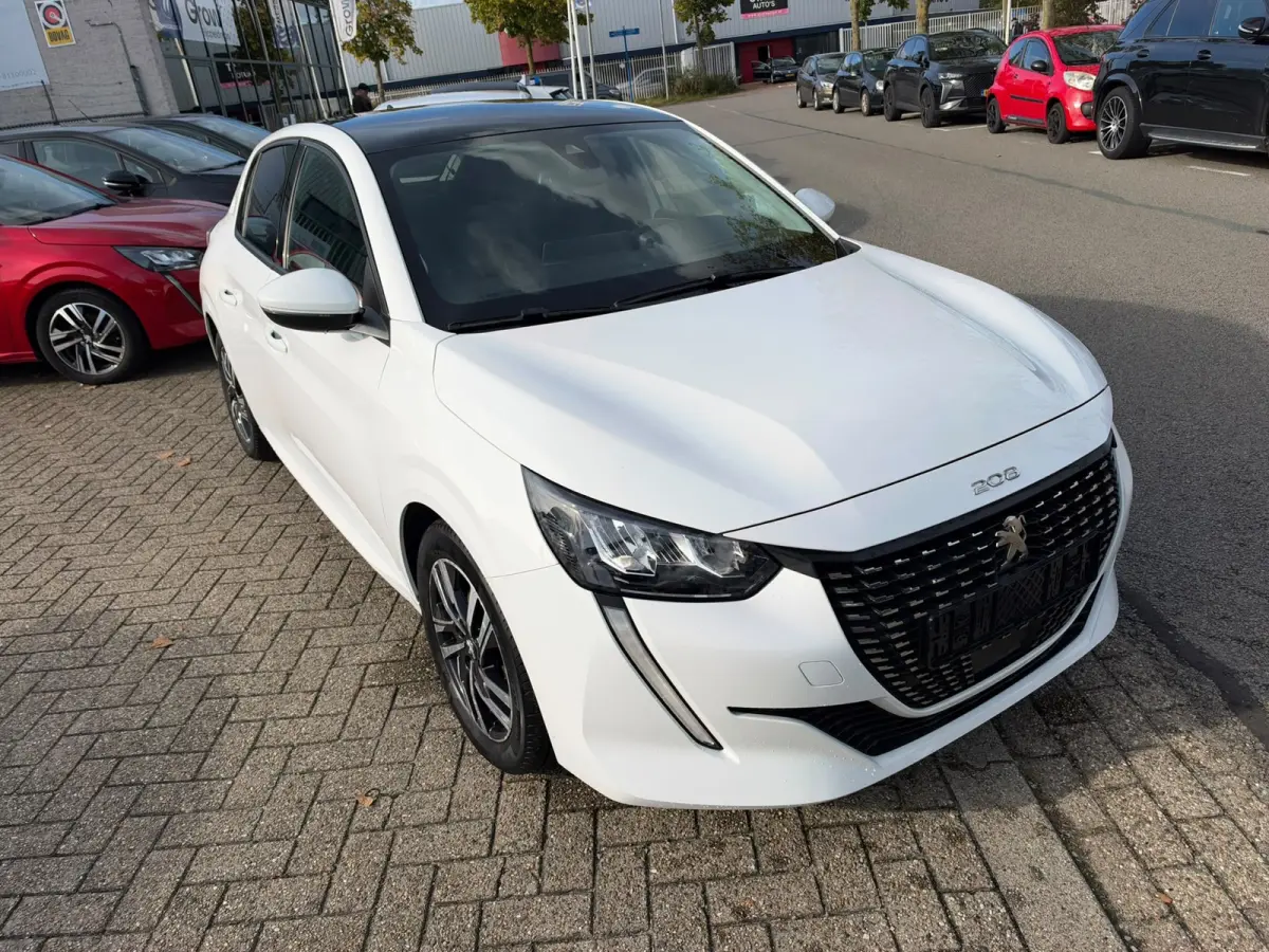1.2 PureTech Allure,Panodak, Navi, Camera, Keyless, Stoel verwarming, 1ste eigenaar, INC BTW, Nieuwstaat